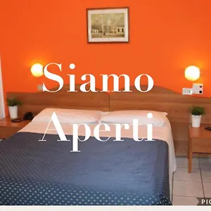 ** Hotel Catalani E Madrid Italia